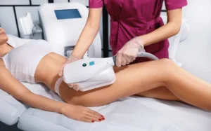 CoolSculpting vs Liposuction